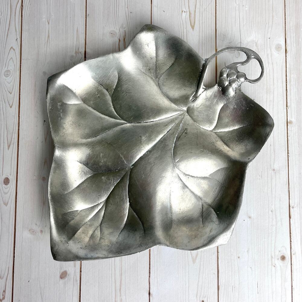 VTG Art Nouveau Style Grape Leaf Shape Pewter Trinket Dish Embossed Leaf Detail